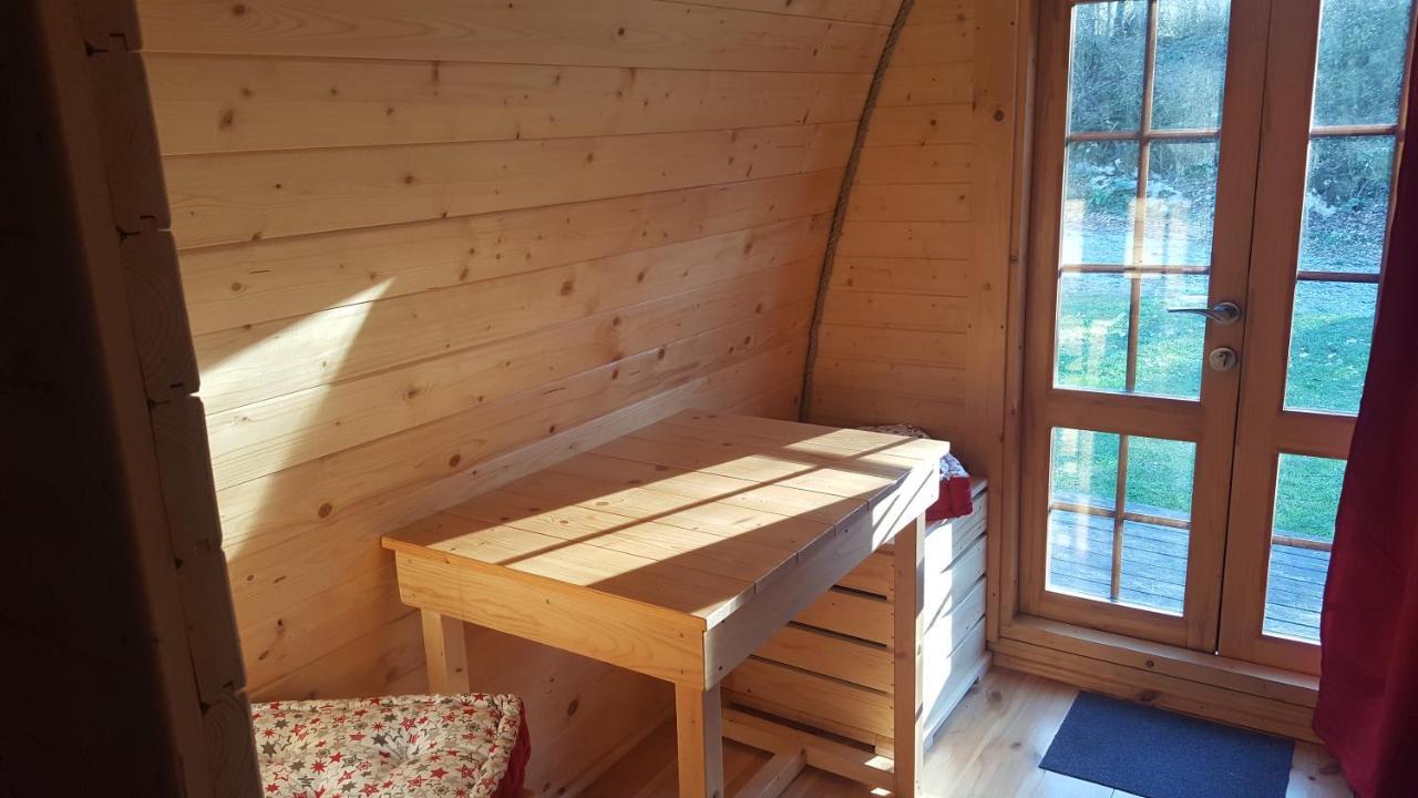 Camping Le Rey Louvie Juzon Exteriör bild