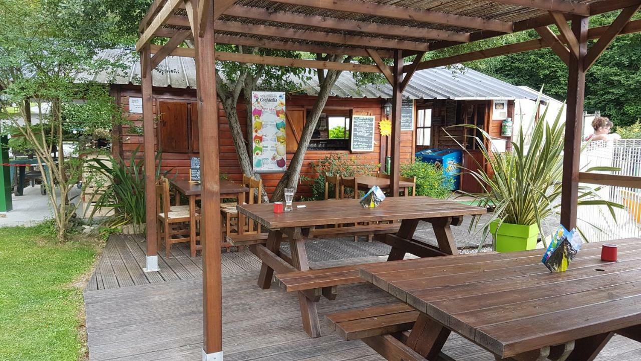 Camping Le Rey Louvie Juzon Exteriör bild
