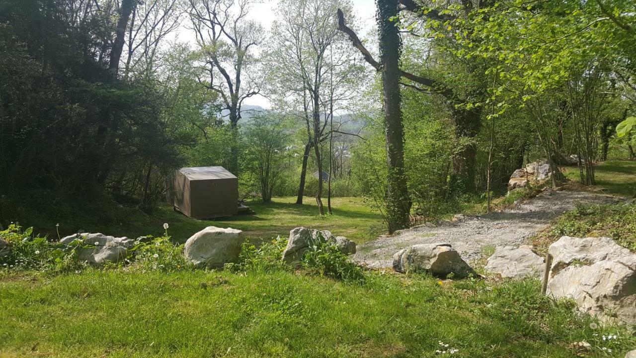 Camping Le Rey Louvie Juzon Exteriör bild